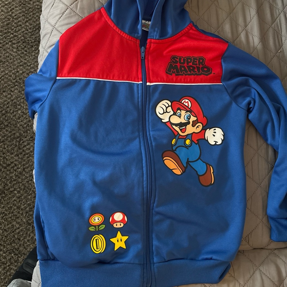 Super Mario Kids Lightweight Jacket-size 10-12 - Picture 9 of 9